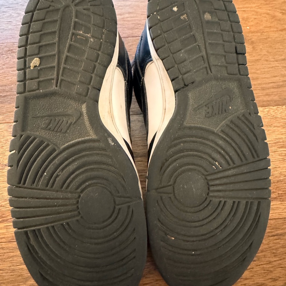 Nike Dunk Low Black White Panda - Picture 7 of 7
